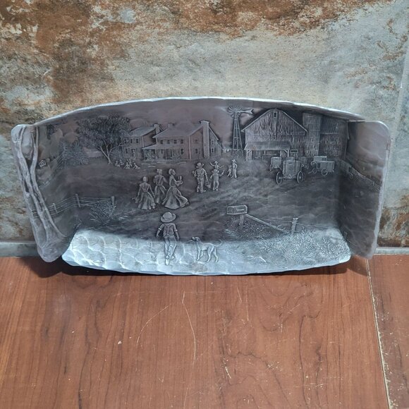 Vintage Handmade Wendell August Tray Metal Aluminum Amish Farm Scene Decorative - Picture 4 of 12